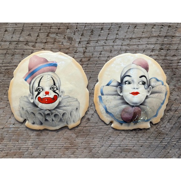 Vintage‎ Sand Dollars with Clowns - Picture 1 of 6